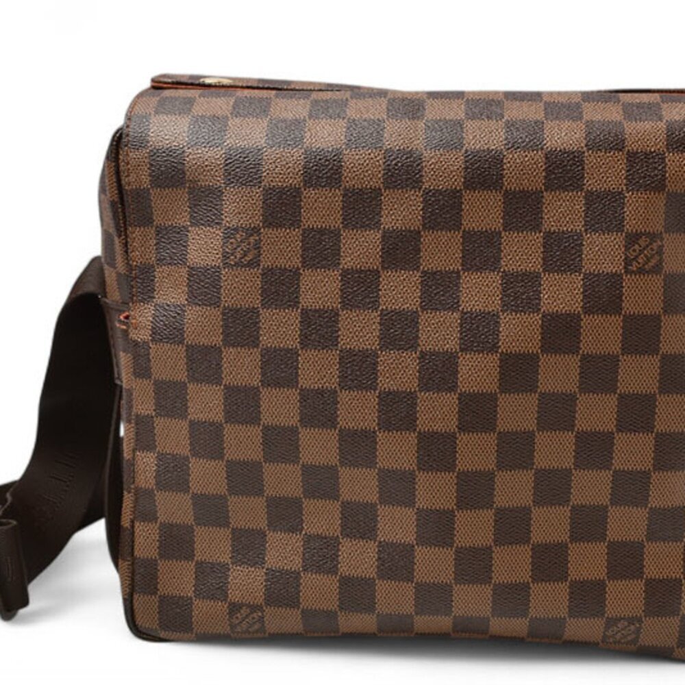 LOUIS VUITTON Authentic Brown Damier Shoulder Bag - Picture 4 of 16